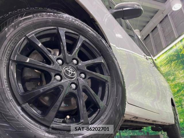 Toyota NOAH 2018-05 321711-14
