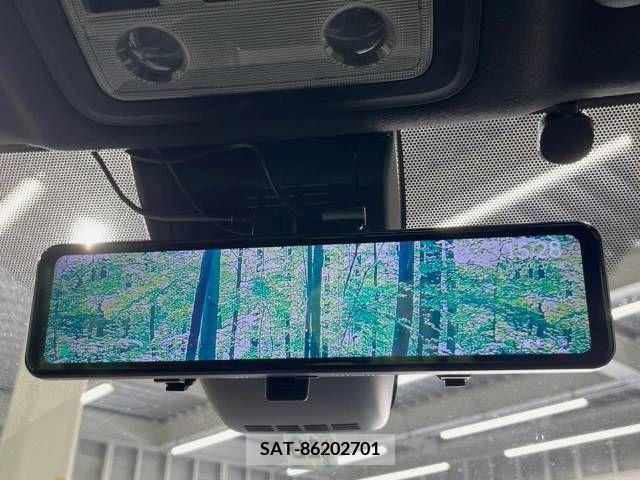 Toyota NOAH 2018-05 321711-5