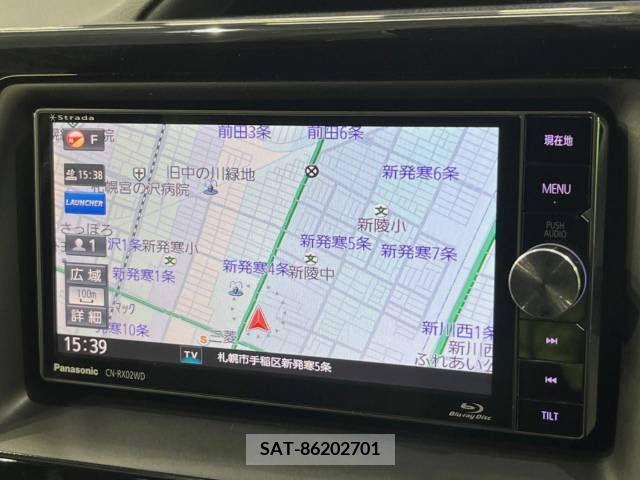 Toyota NOAH 2018-05 321711-3