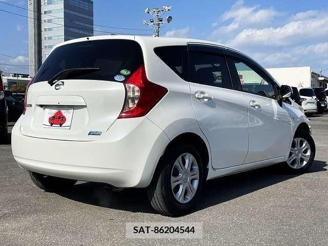 Nissan NOTE 2013-03 220207-2