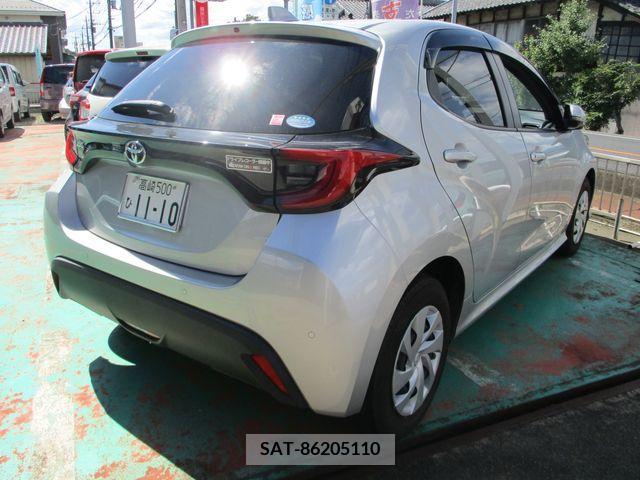 Toyota YARIS 2020-08 371401-2