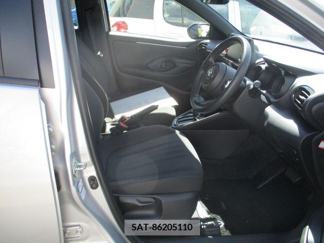 Toyota YARIS 2020-08 371401-3