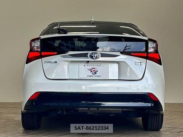 Toyota PRIUS 2019-12 335180-14