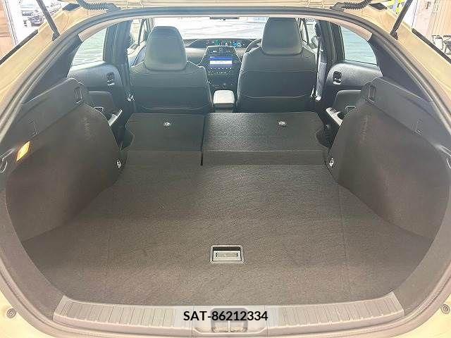 Toyota PRIUS 2019-12 335180-13