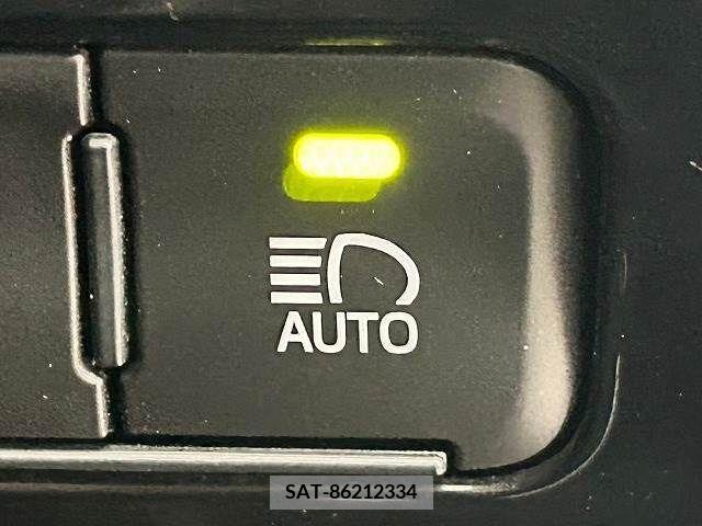 Toyota PRIUS 2019-12 335180-8