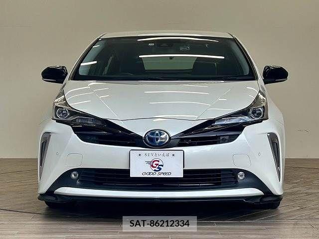 Toyota PRIUS 2019-12 335180-2