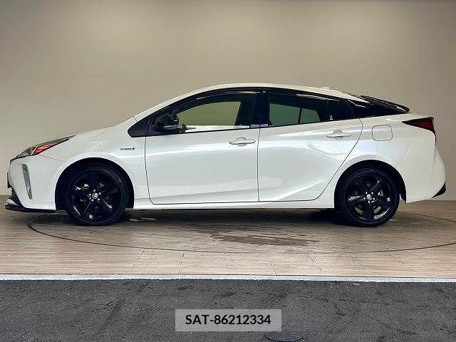 Toyota PRIUS 2019-12 335180-15