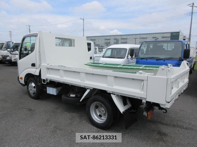 Hino DUTRO 2013-12 268582-8