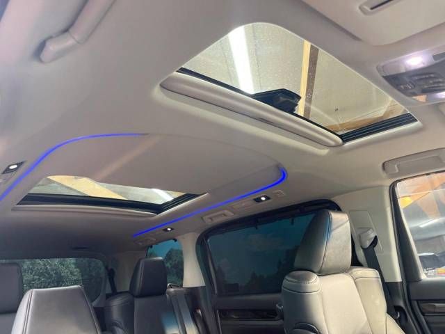 Toyota VELLFIRE 2019-01 183294-2