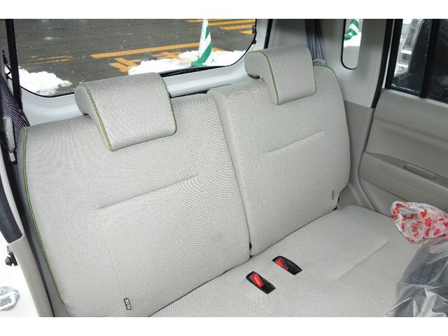 Daihatsu MOVE CONTE 2014-05 1414-5