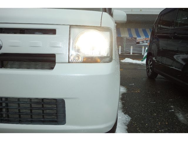 Daihatsu MOVE CONTE 2014-05 1414-17
