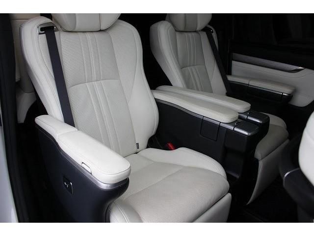 Toyota VELLFIRE 2018-01 183185-13