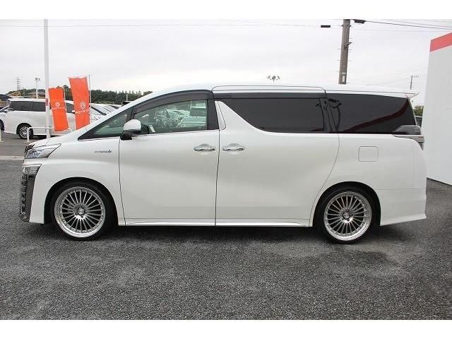 Toyota VELLFIRE 2018-01 183185-6