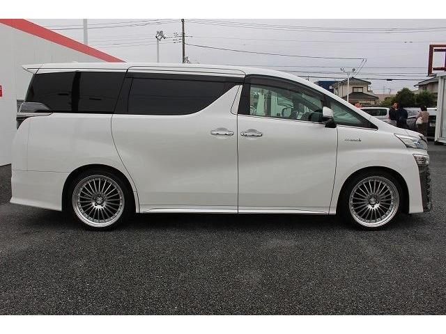 Toyota VELLFIRE 2018-01 183185-8