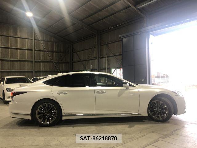 Lexus LS 2018-03 354269-17