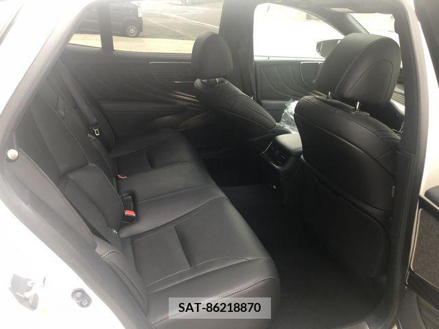 Lexus LS 2018-03 354269-10