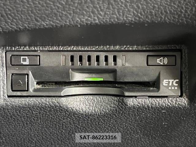 Toyota PRIUS 2019-11 345262-6