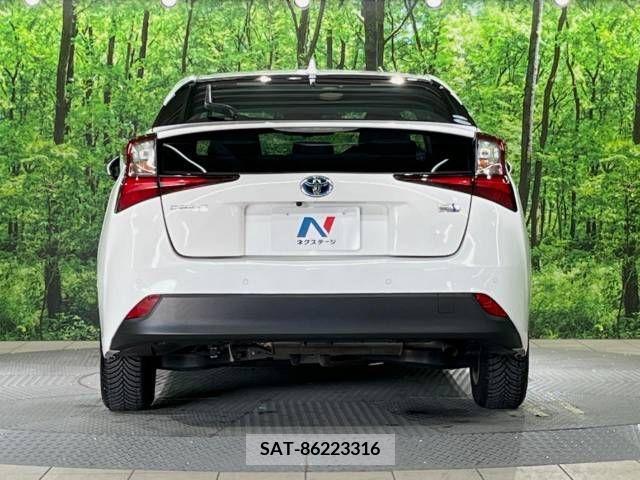 Toyota PRIUS 2019-11 345262-15