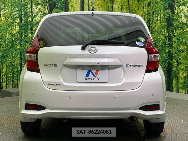 Nissan NOTE 2018-08 392949-15