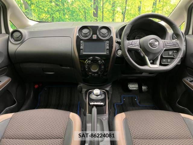 Nissan NOTE 2018-08 392949-1