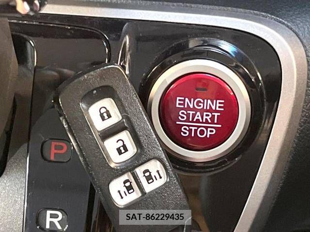 Honda N BOX CUSTOM 2014-01 364963-7