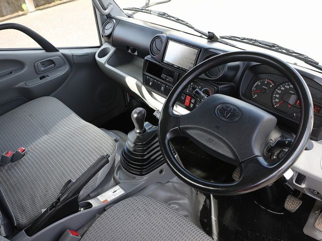Toyota TOYOACE 2017-09 193717-2