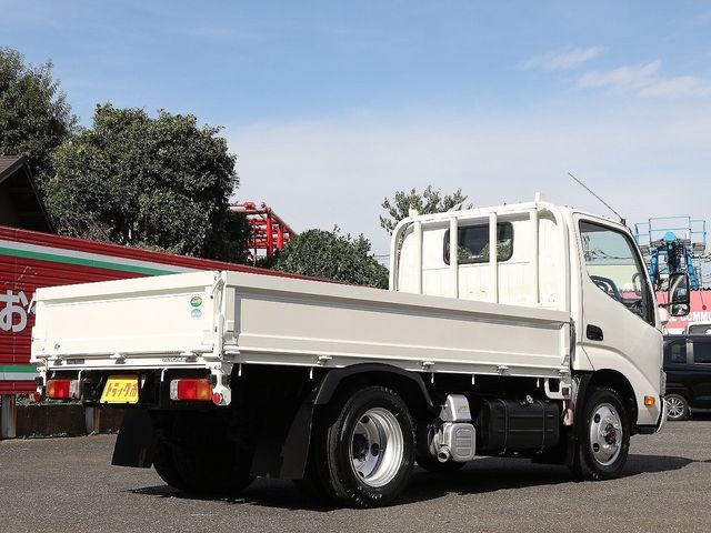 Toyota TOYOACE 2017-09 193717-1