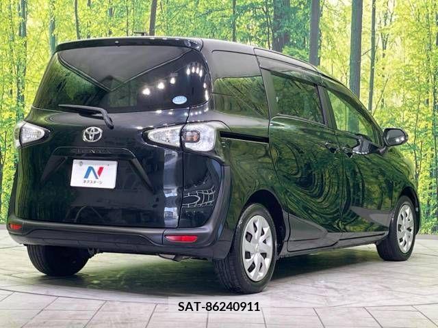 Toyota SIENTA 2016-06 213093-16