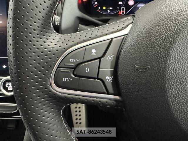 Renault MEGANE 2023-03 383807-7