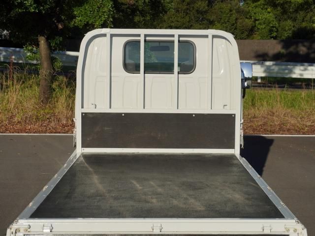 Mazda TITAN 2011-05 196219-4