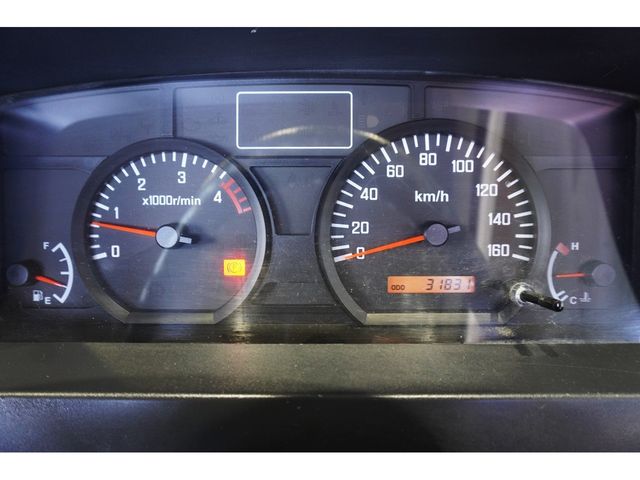 Mazda TITAN 2011-05 196219-3