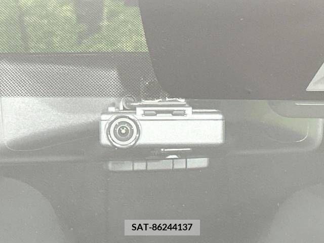 Nissan NOTE 2018-07 222471-7