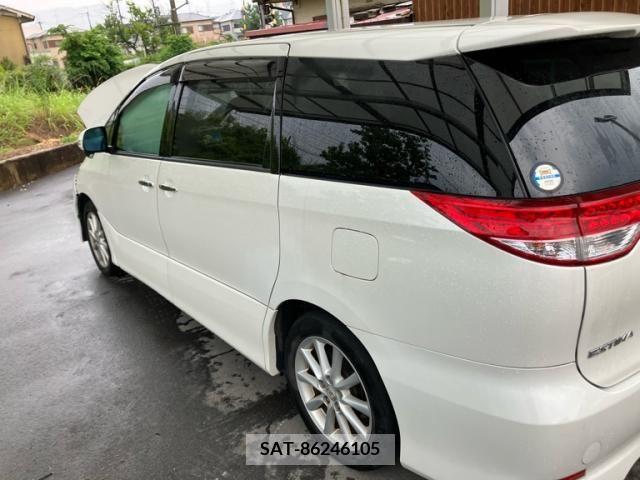 Toyota ESTIMA 2010-08 390704-1