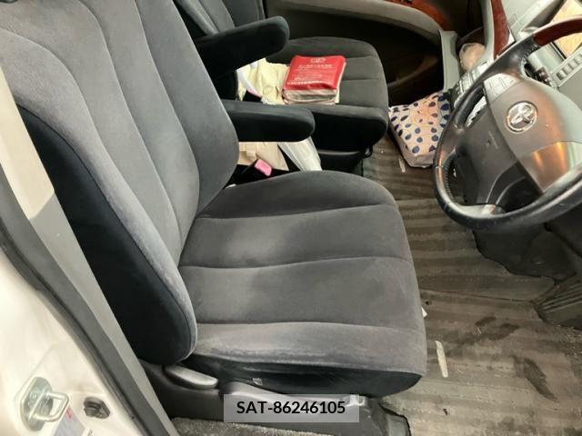 Toyota ESTIMA 2010-08 390704-8