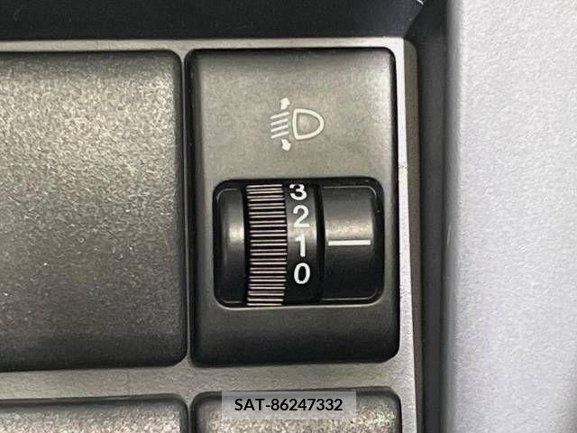 Suzuki WAGON R 2007-10 370873-18