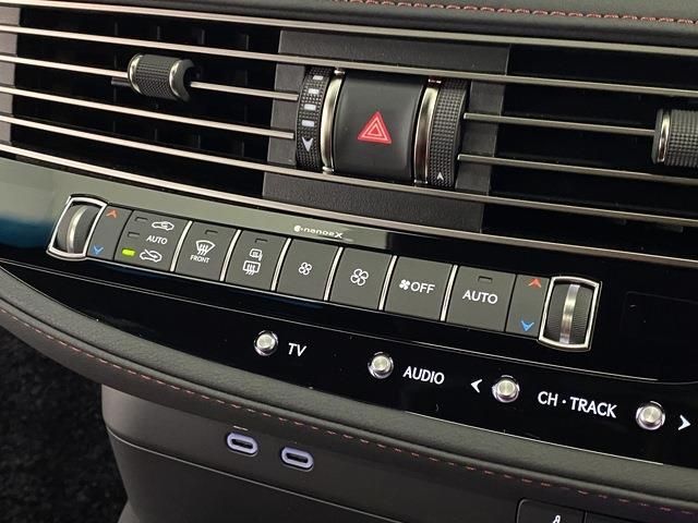 Lexus LS 2023-02 1296-18