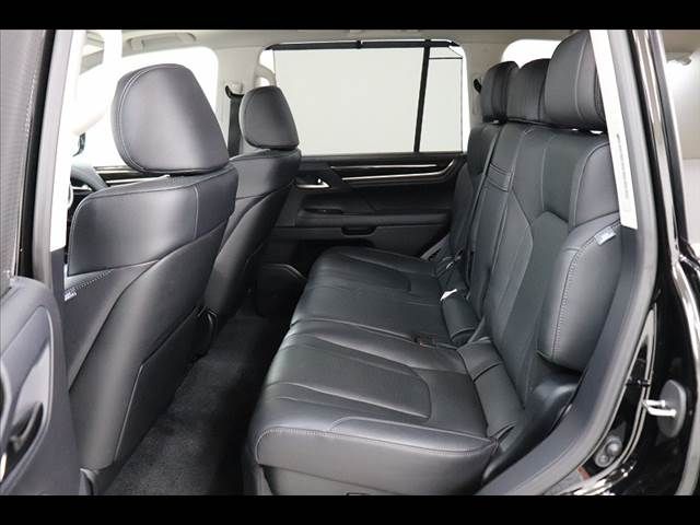 Lexus LX 2016-10 13133-12