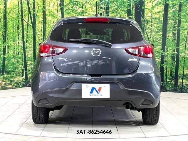 Mazda DEMIO 2014-12 347049-15