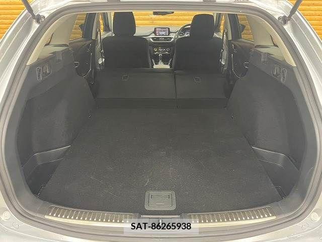 Mazda ATENZA WAGON 2015-01 375610-19