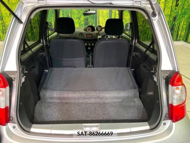 Daihatsu ESSE 2011-06 379612-10