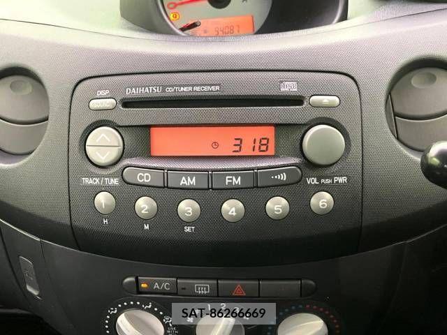 Daihatsu ESSE 2011-06 379612-5