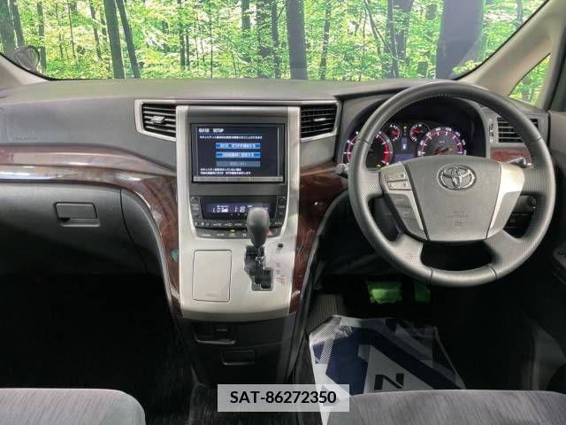 Toyota VELLFIRE 2012-07 369807-1