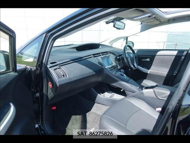 Toyota PRIUS 2012-09 252095-17