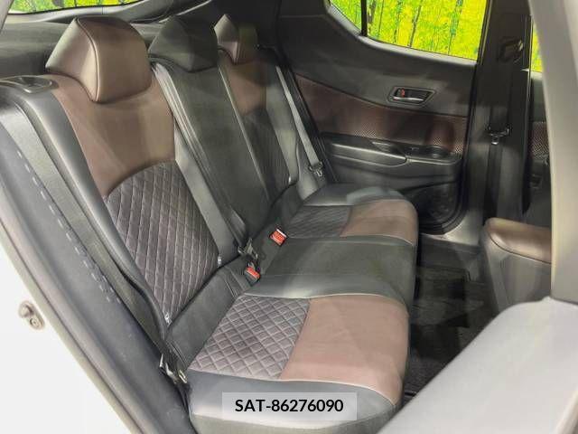Toyota C-HR 2017-05 295025-9