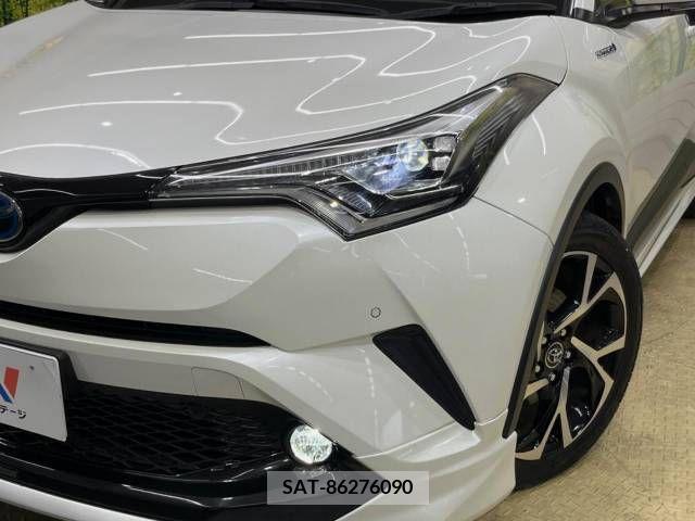 Toyota C-HR 2017-05 295025-12