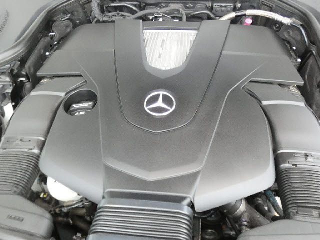 Mercedes Benz E-CLASS 2017-08 2913-5