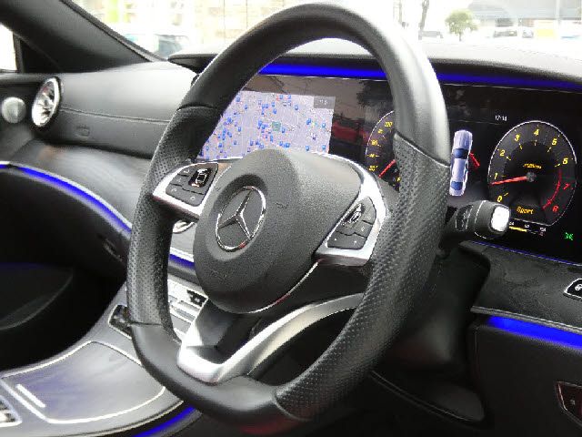 Mercedes Benz E-CLASS 2017-08 2913-22
