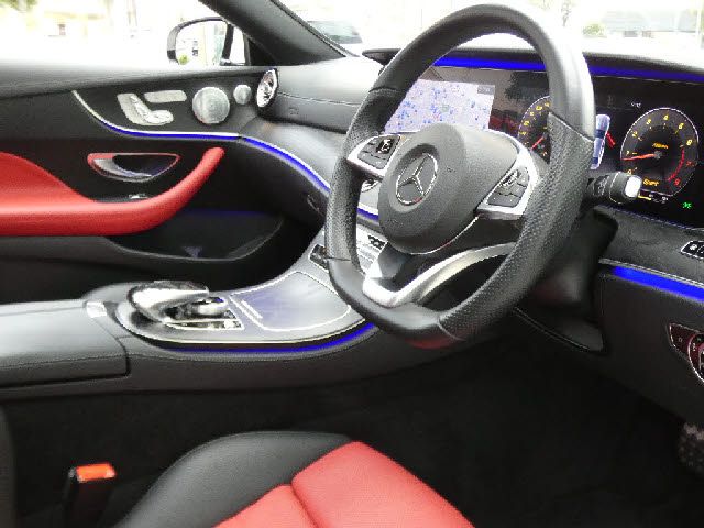 Mercedes Benz E-CLASS 2017-08 2913-11