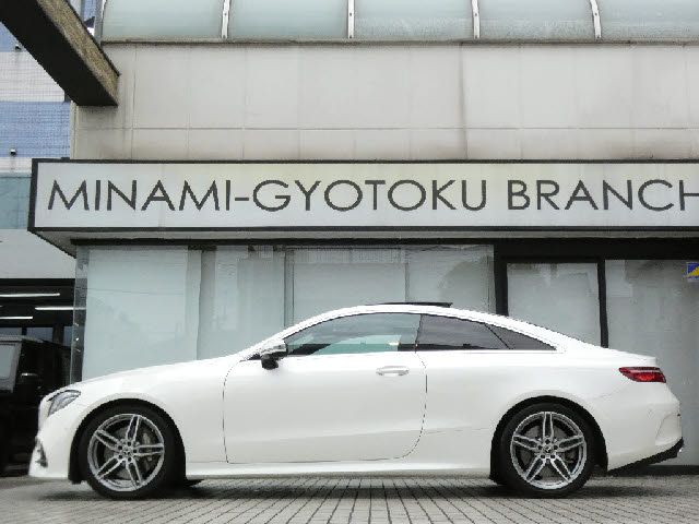 Mercedes Benz E-CLASS 2017-08 2913-14