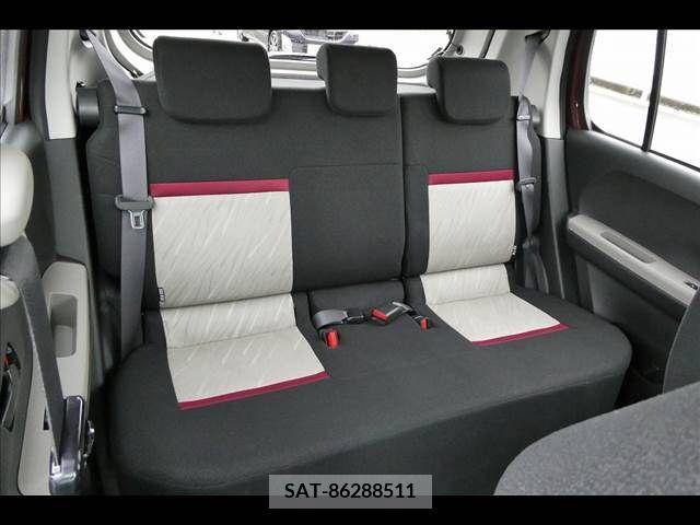 Toyota PASSO 2016-11 215974-10
